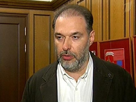 http://img1.1tv.ru/imgsize460x345/20090918133135.GIF