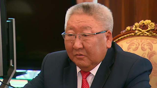 Глава Якутии пожаловался Путину на дороговизну новых самолетов