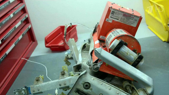 Расшифровка "черного ящика" А321 не помогла в установке причины авиакатастрофы