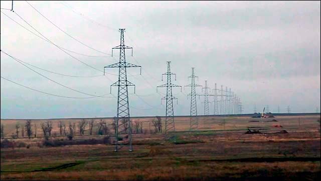 Украина возобновила энергоснабжение Крыма