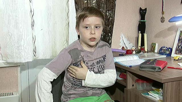 В Свердловской области хирурги извлекли из грудной клетки ребенка… дверную ручку