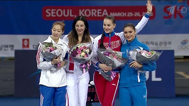 Российская саблистка Яна Егорян выиграла золото на этапе Гран-при по фехтованию в Сеуле